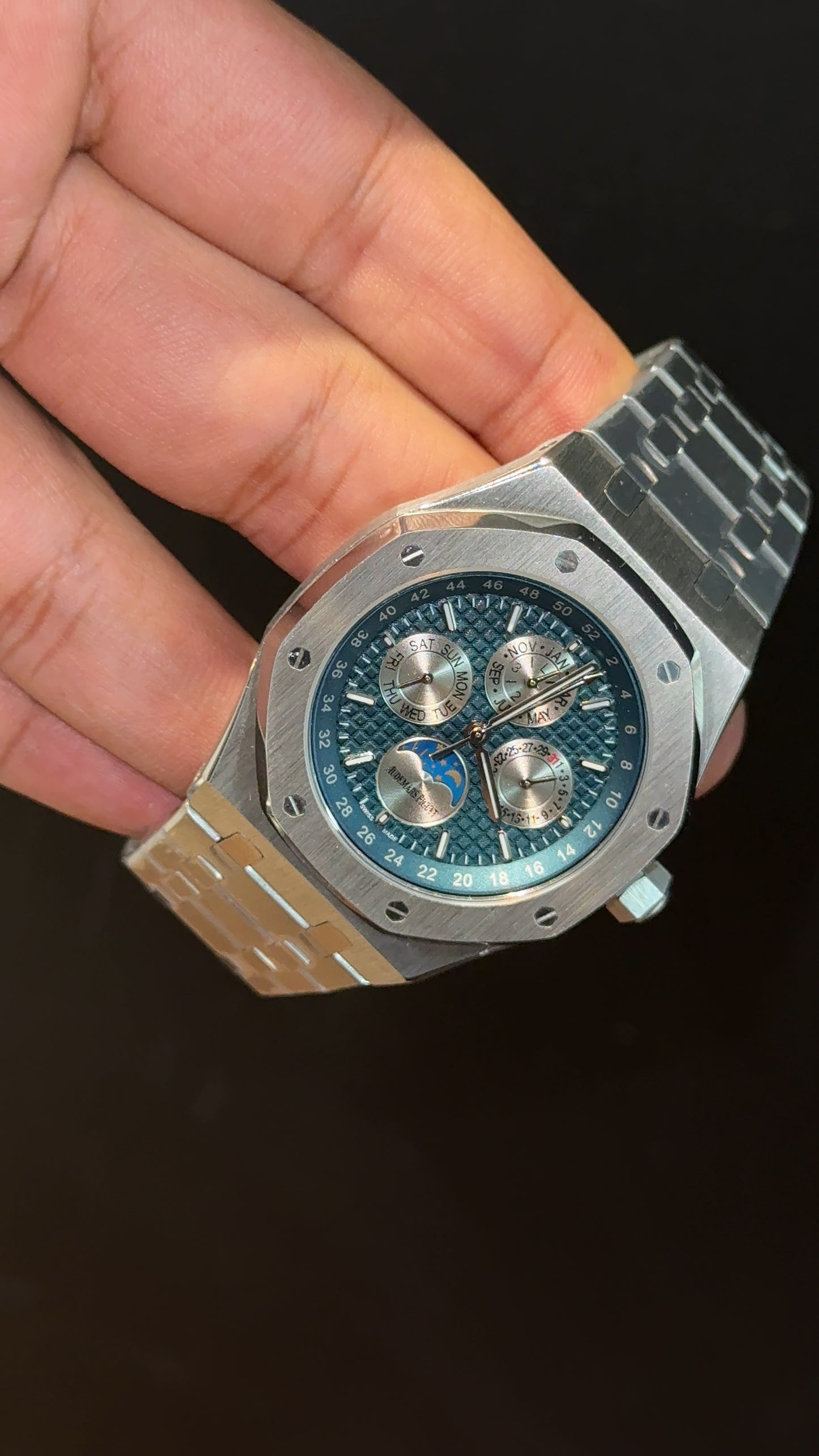 AP Auto | Silver Chain | Silver Chrono | Calendar Edition | Blue Dial