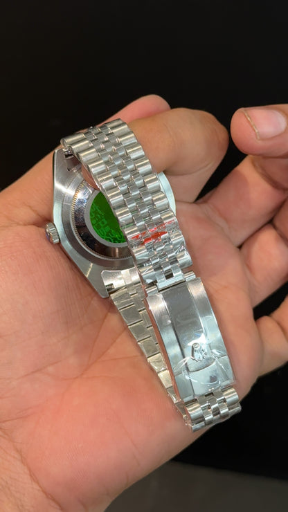 Sky Dweller | Silver Jubilee Chain | White Dial