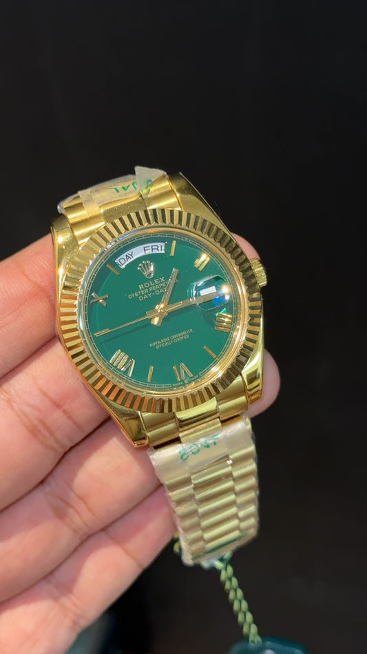 DayDate | Gold Chain | Dark Green Dial