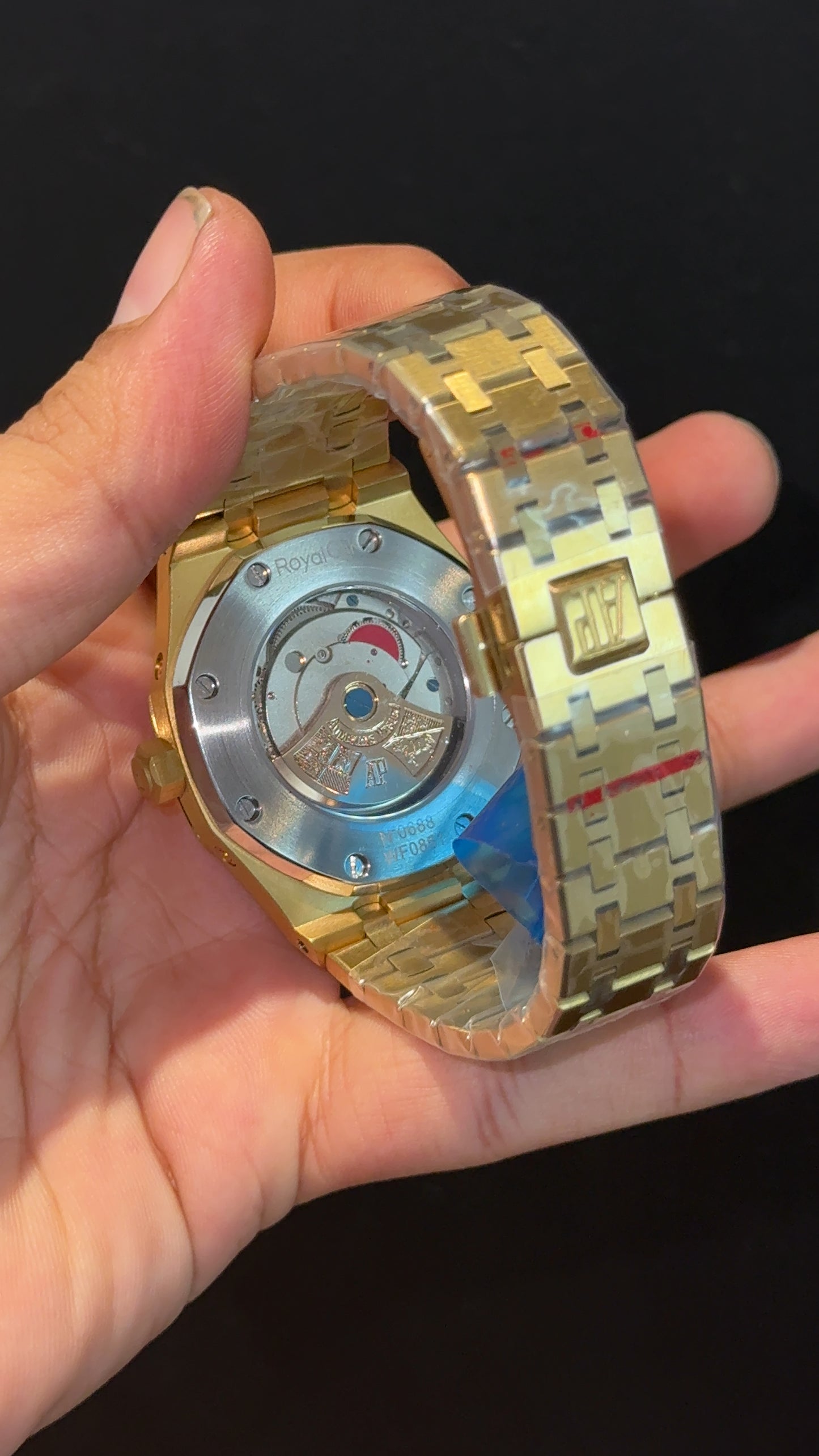 AP Auto | Gold Chain | Chrono | Calendar Edition | White Dial