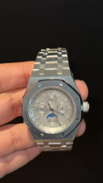 AP Auto | Silver Chain | Chrono | Calendar Edition | Light Greyish Dial