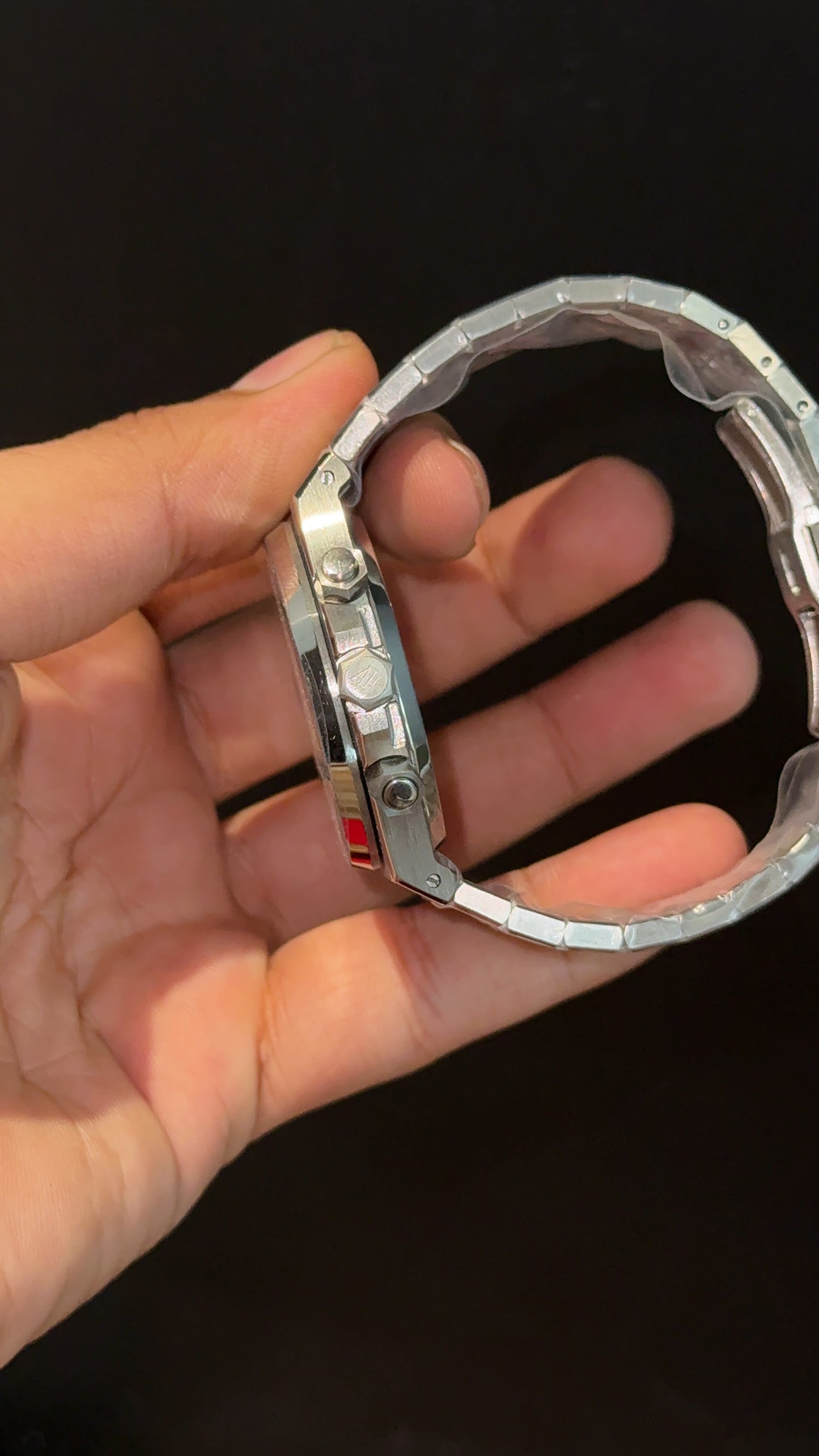 AP | Silver Chain | Light Silver Chrono Dial
