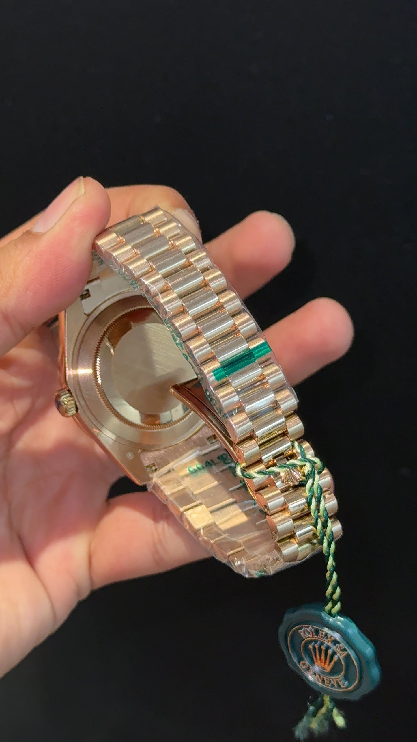 DayDate | Diamond Bezel | Rose Chain | White Dial