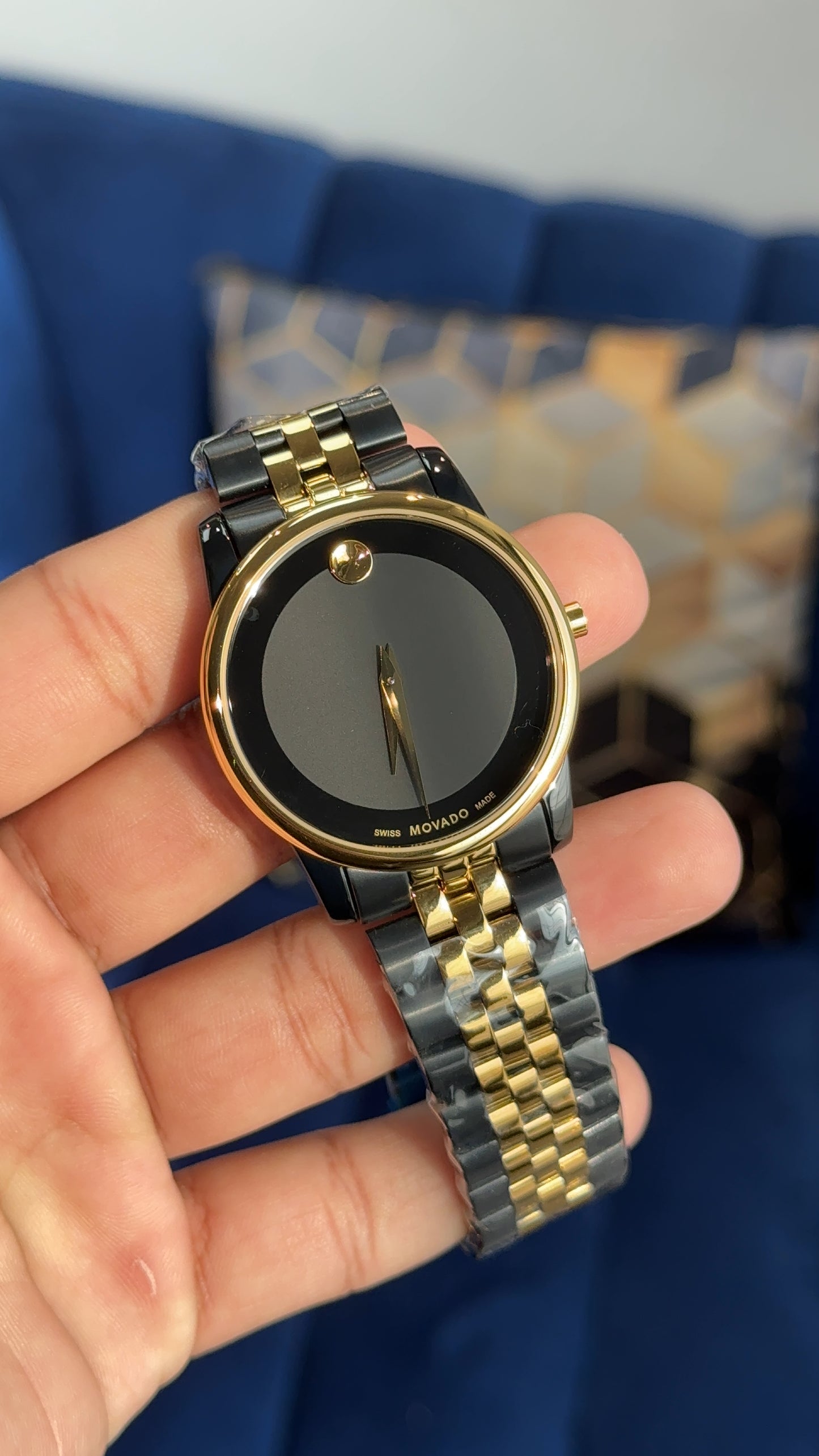 Movado | Gold Two Tone | Men Jubilee Chain | Black Dial