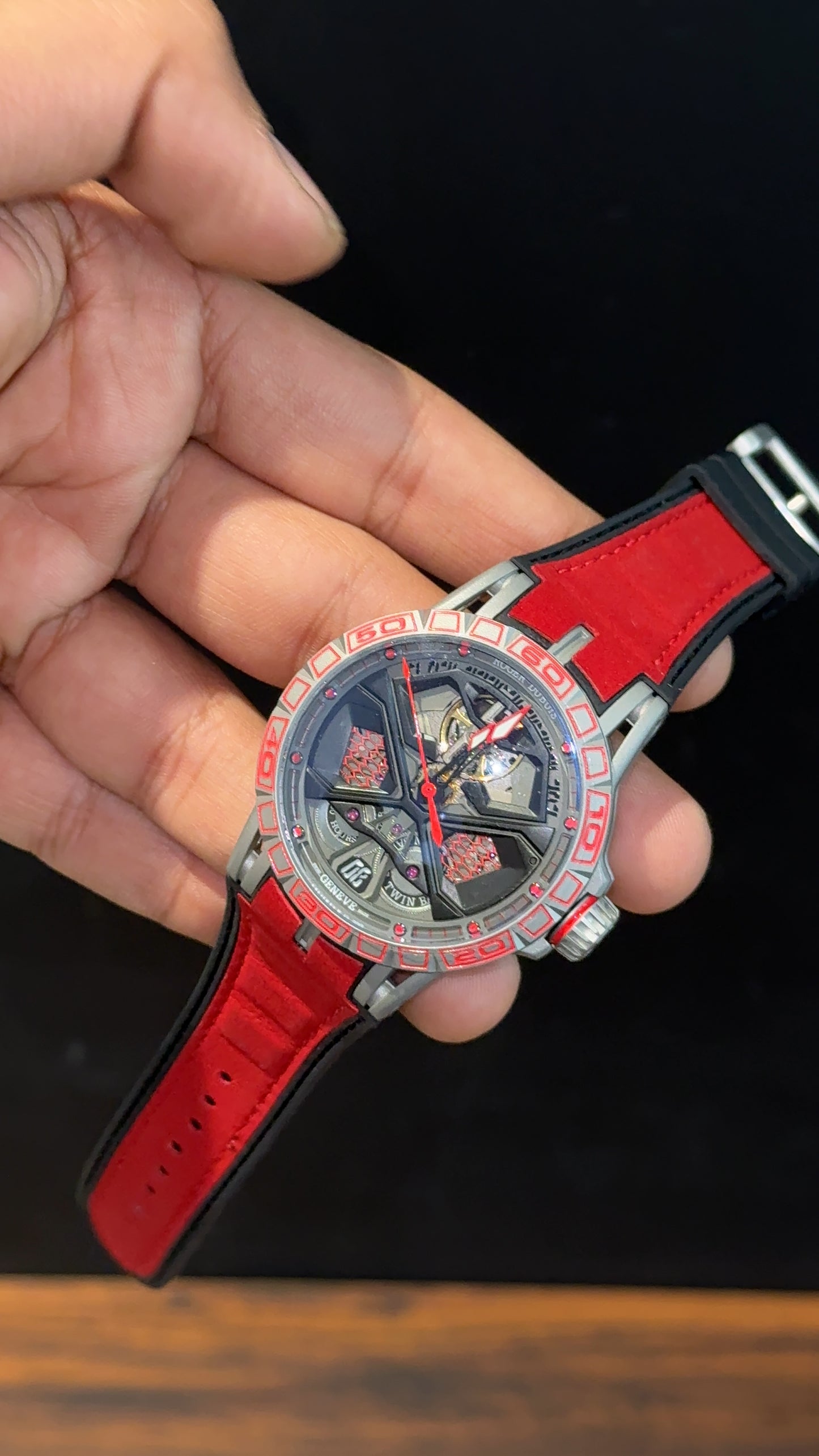 Premium Roger Dubuis | Silver | RD630 | Excalibur Spider | Red Strap | Pendulum | Silver Dial