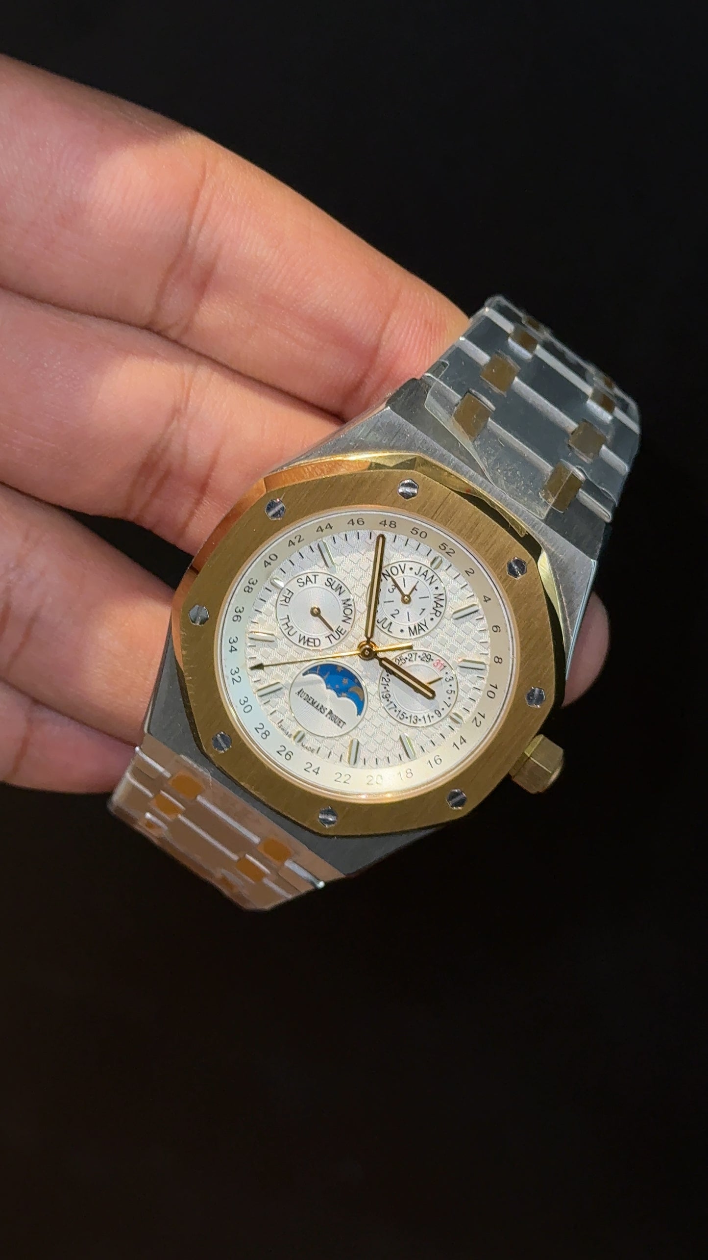 AP Auto | Gold Two Tone | Chrono | Calendar Edition | White Dial