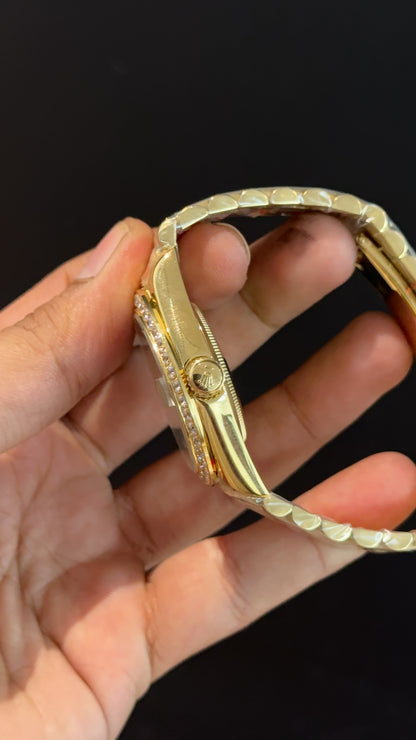 Daydate | Diamond Bezel | Gold Chain | Gradient Green Dial