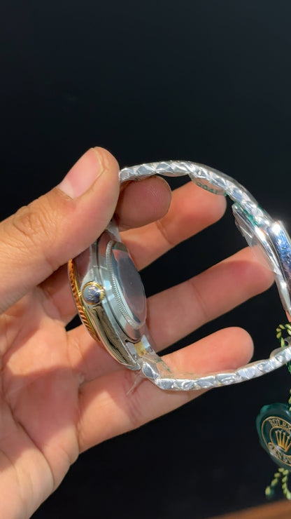 Sky Dweller | Gold Two Tone Jubilee | Black Dial