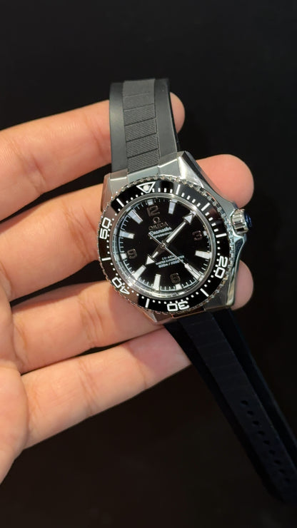 Omega Seamaster | Black Bezel | Planet Ocean | Black Silicone Strap | Black Dial l