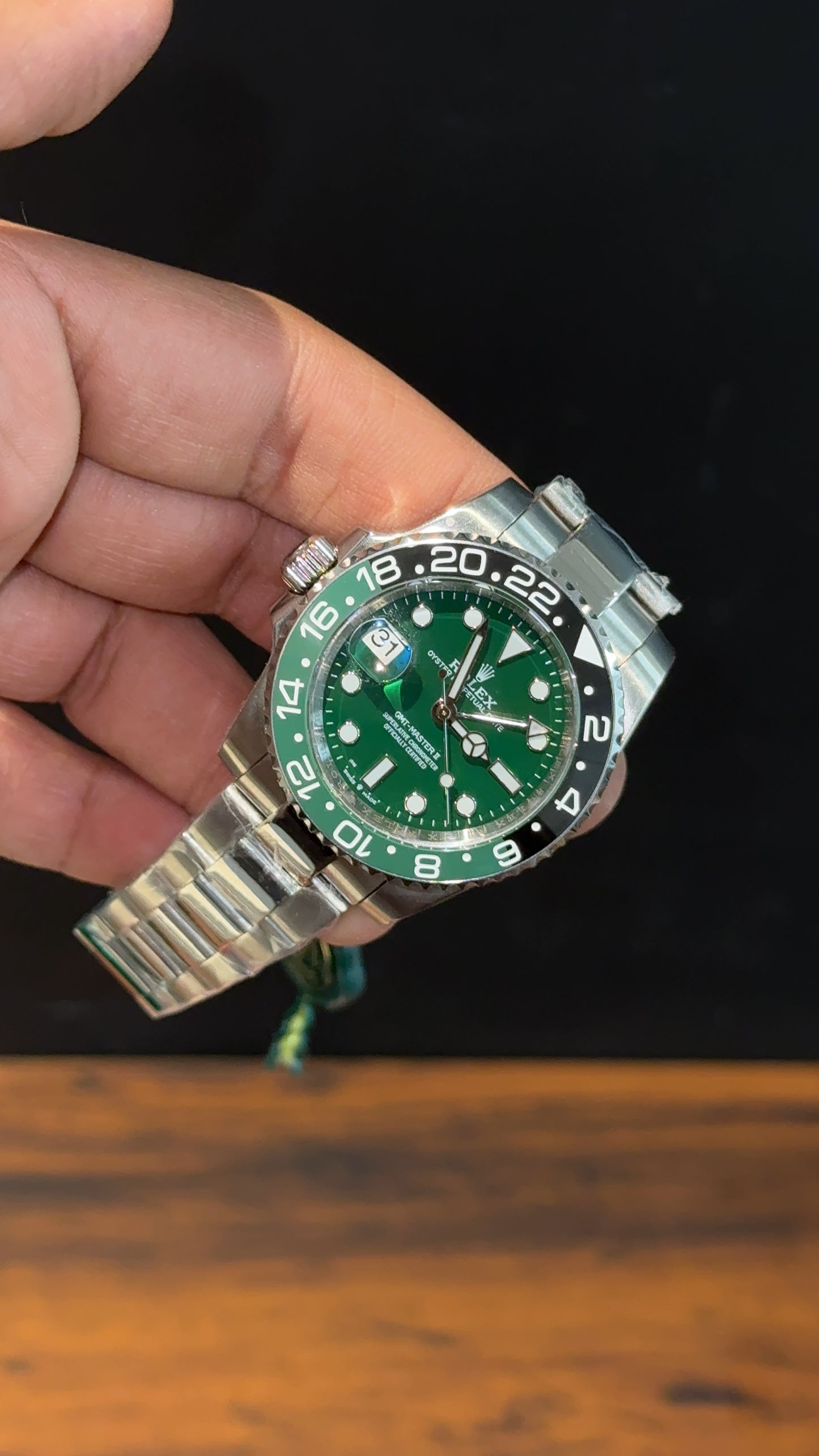 GMT Sprite | Silver Oyester Chain | Green Dial