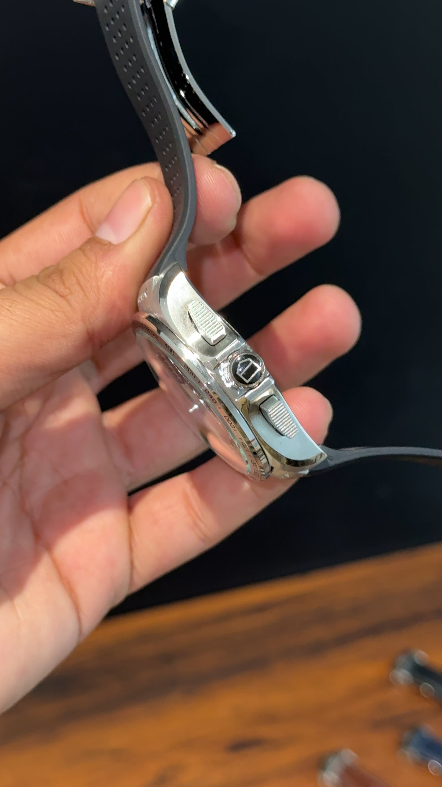 Tag Calibre 38 | Black Strap | Silver Bezel | Chrono | Black Dial