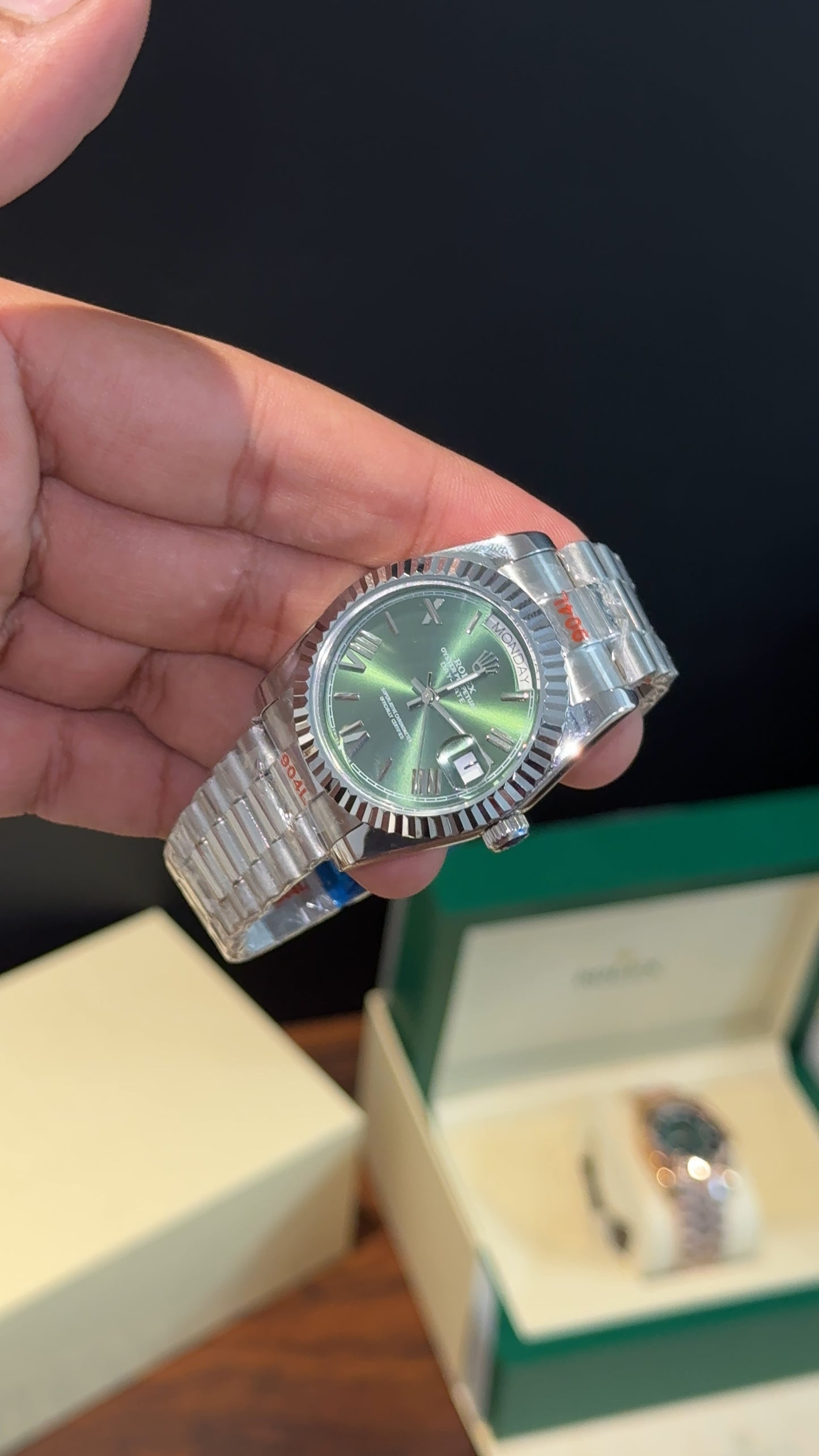 DayDate | 36mm | Silver Chain  |  Green Dial