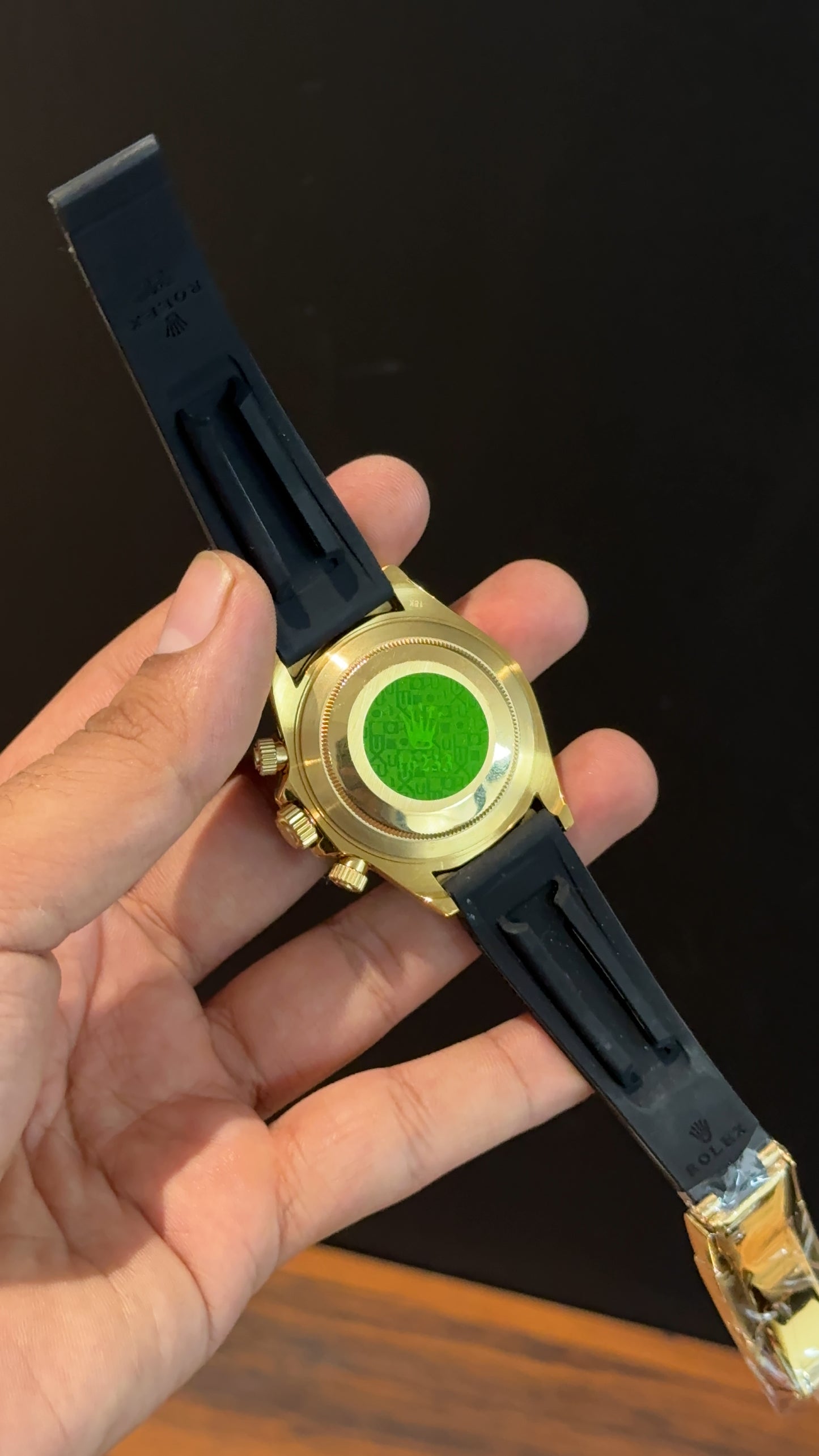 Daytona | Gold | Pvc Strap | Black Chrono | Gold Dial