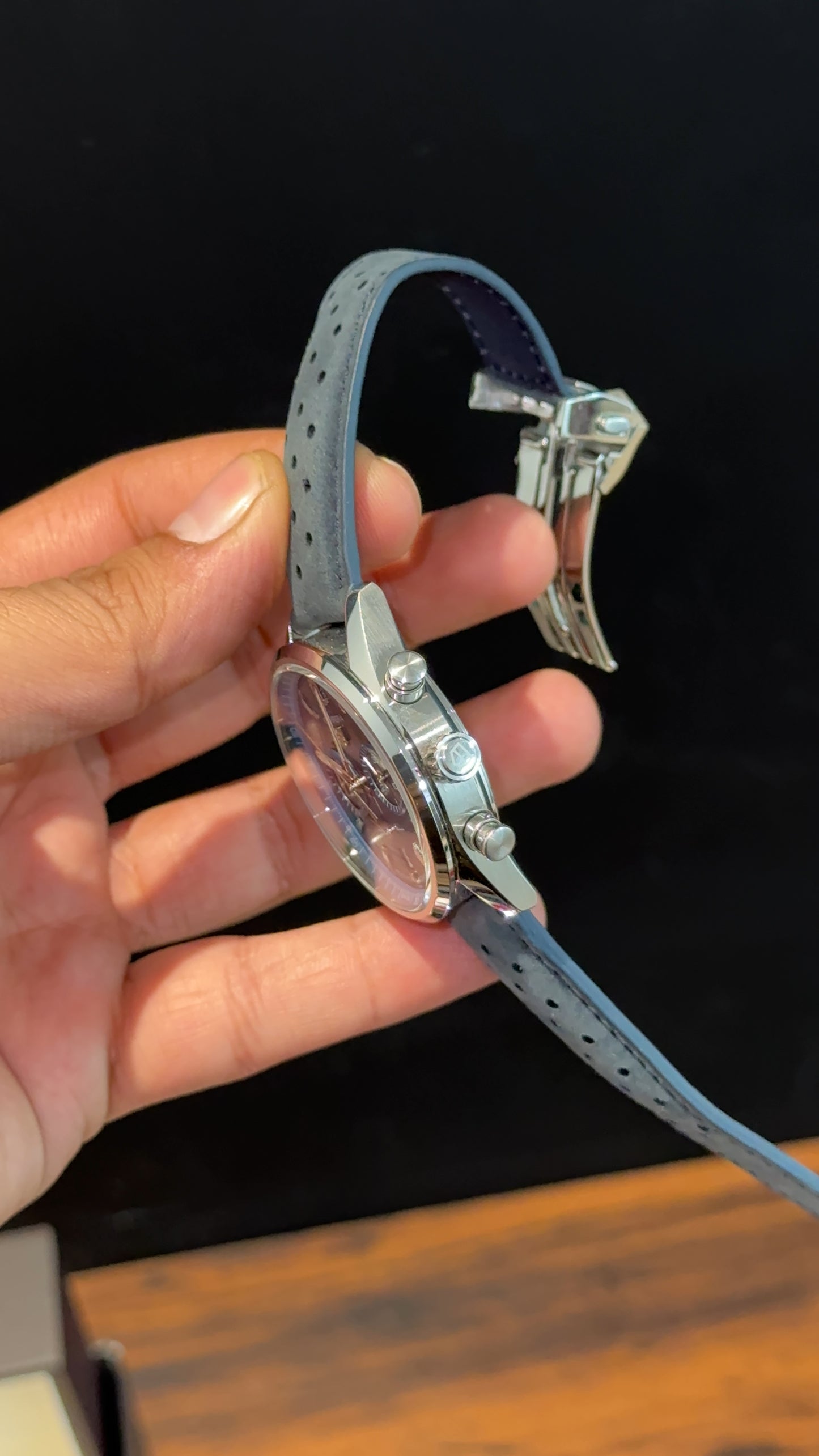 Tag Carrera | Navy Blue Strap | Blueish Chrono | Blueish Dial