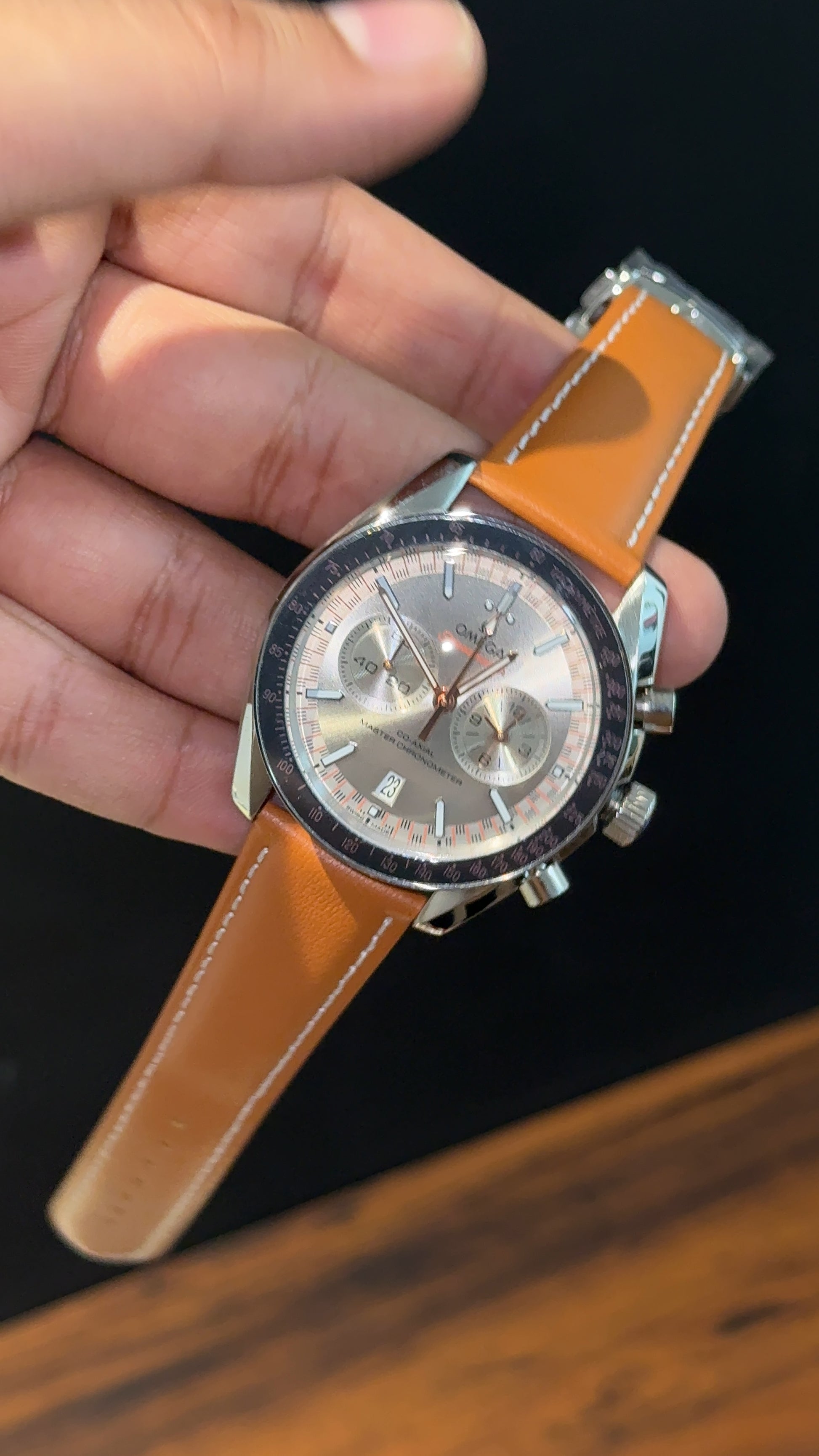 Omega Speedmaster | Camel Strap | Silver Black Case | Chrono | Cream Dial - twentyfour