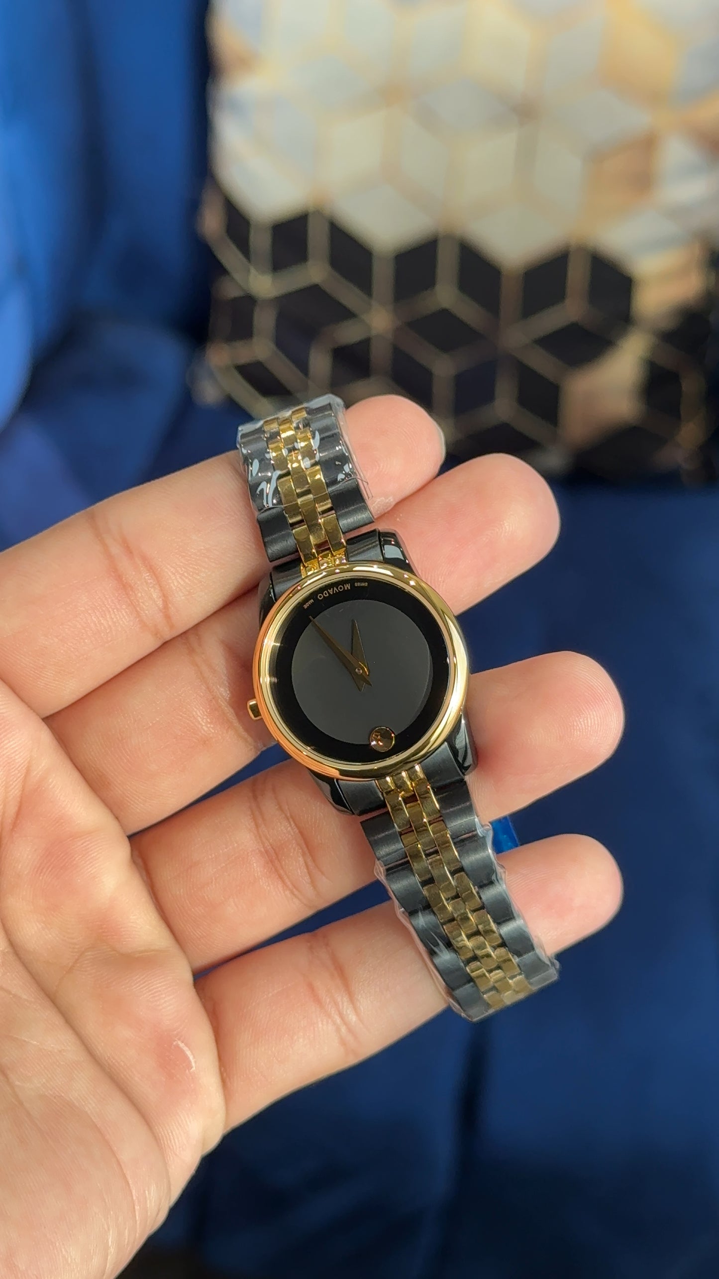 Movado | Women | Gold Two Tone | Black Plain Dial