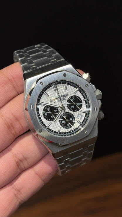 AP | Silver Chain | Black Chrono | White Dial