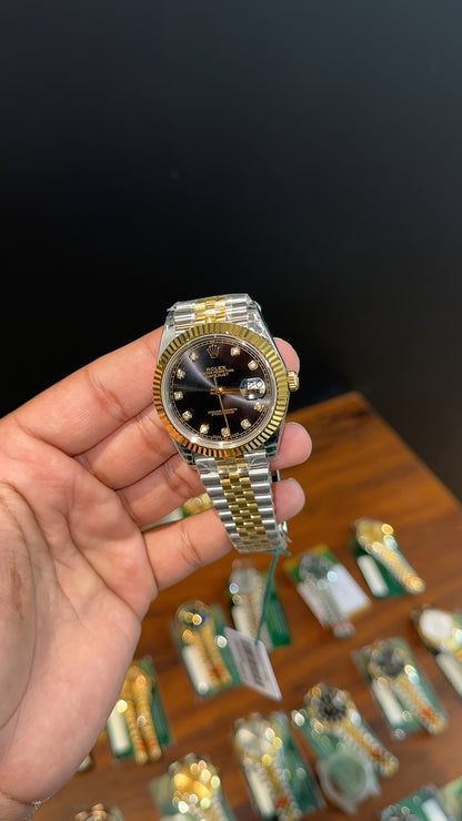 Premium Datejust | 40mm | Gold Two Tone Chain  | Black Diamond Dial