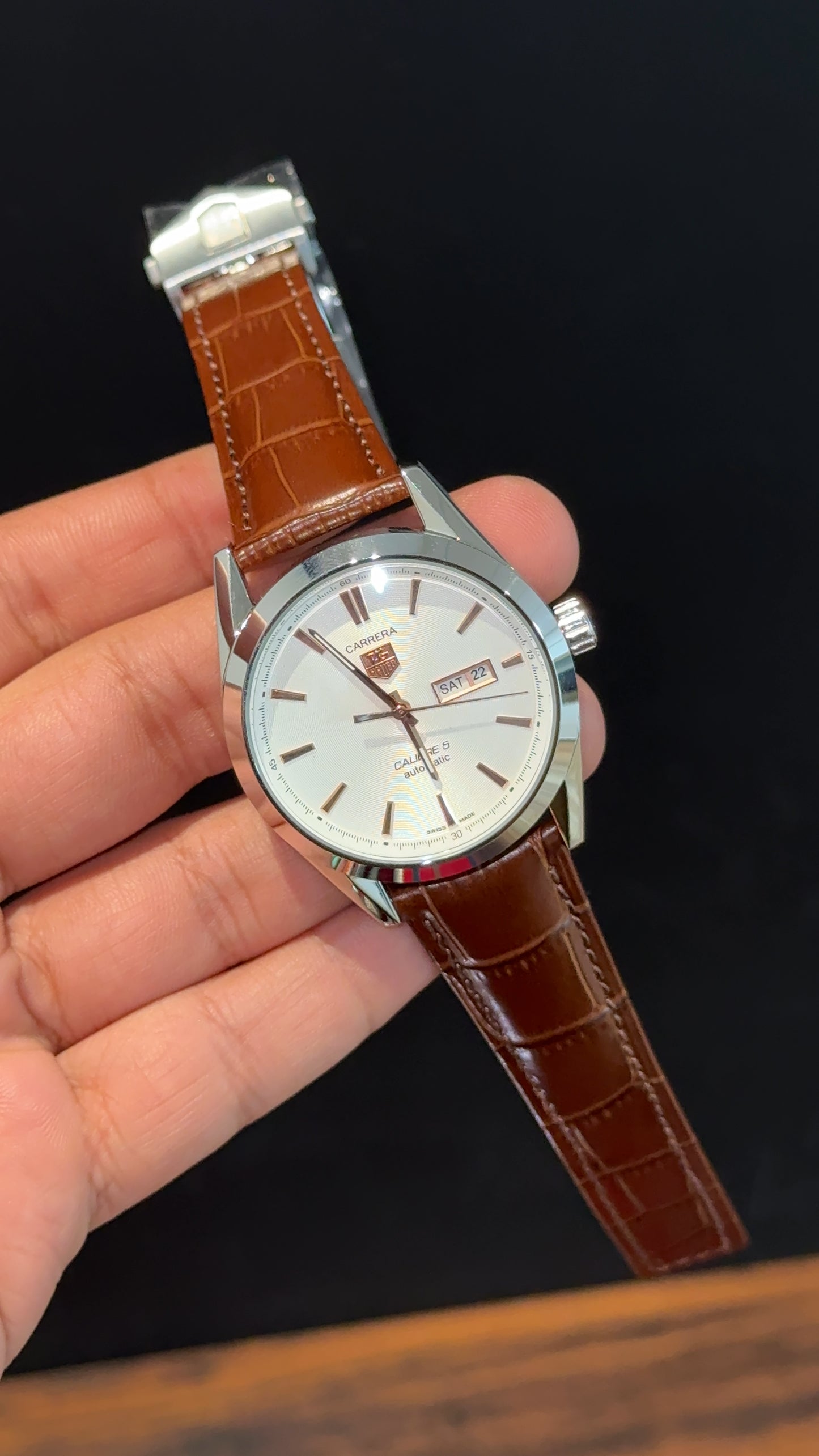 Tag Carrera | Calibre 5 | Brown Strap | DayDate | White Dial