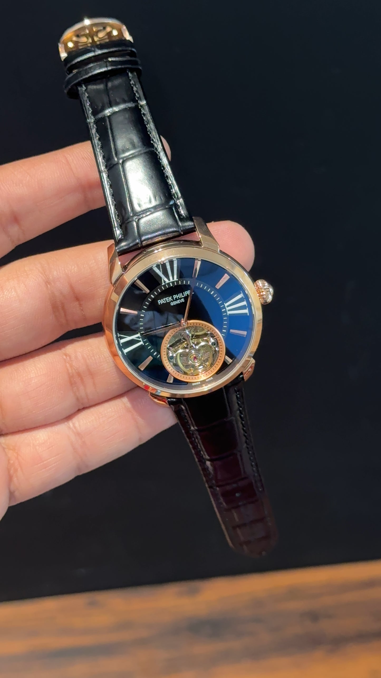 Pp Auto | Pendulum | Rose | Black Strap | Rose Black Dial