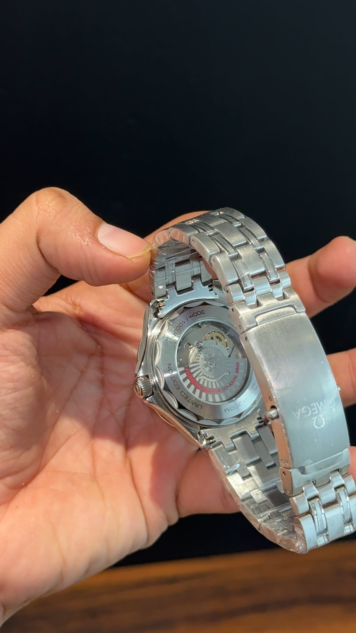 Omega Seamaster | Silver Chain | Royal Black Dial