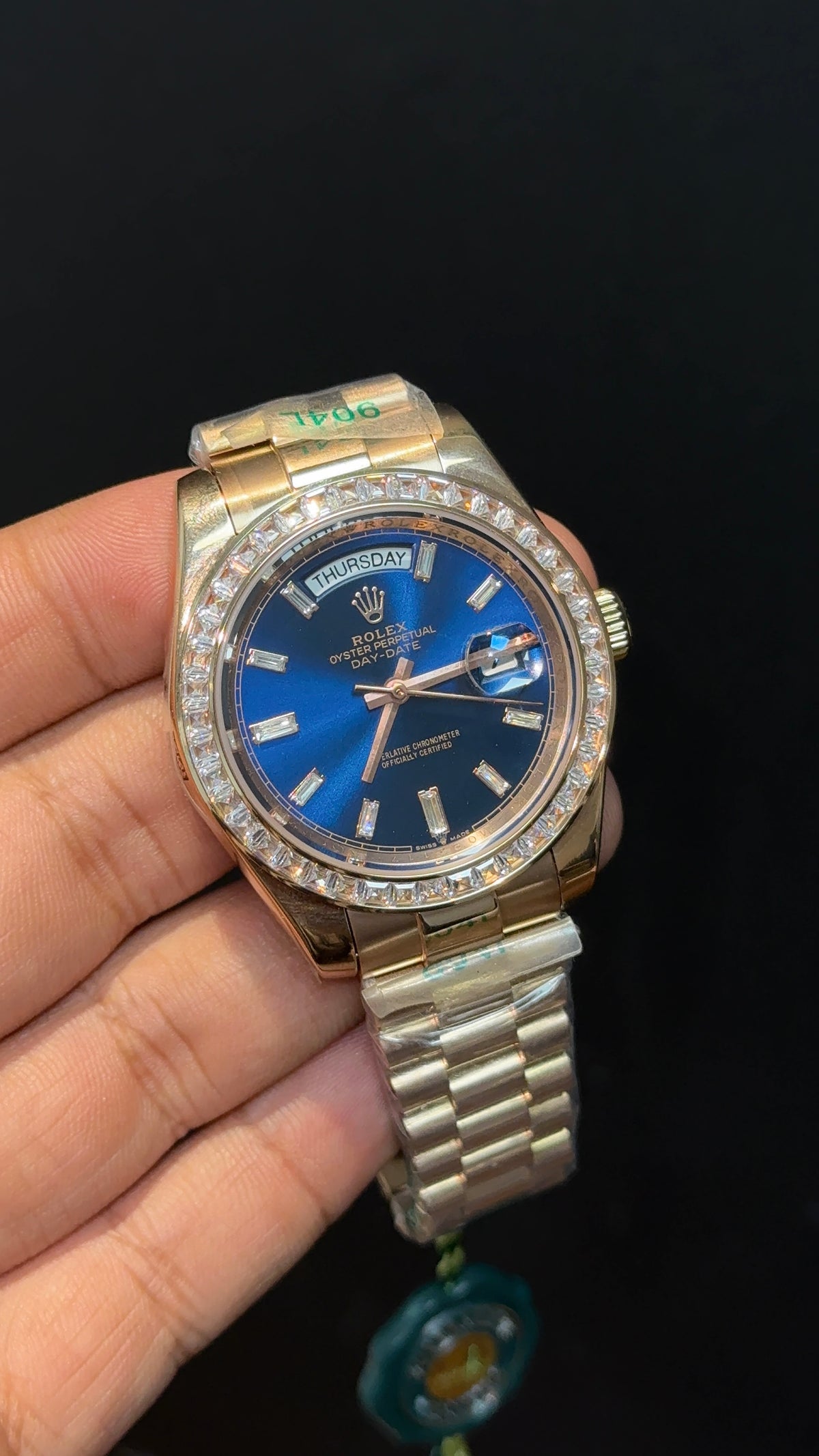 Daydate | Diamond Bezel | Rose Chain | Blue Dial