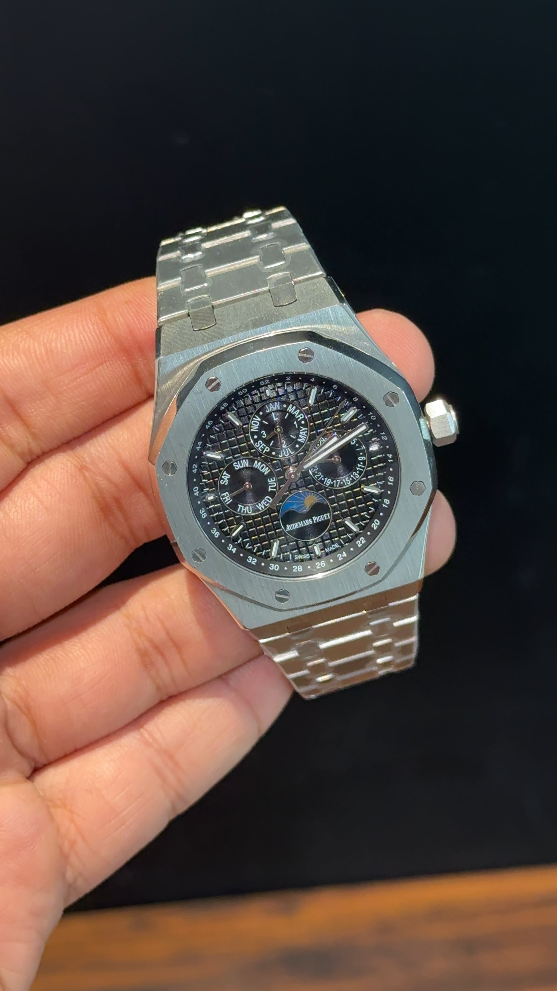 AP Auto | Silver Chain | Chrono | Calendar Edition | Black Box Dial - twentyfour