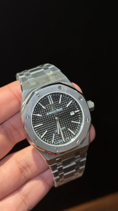 AP Auto | Silver Chain  | Black Dial