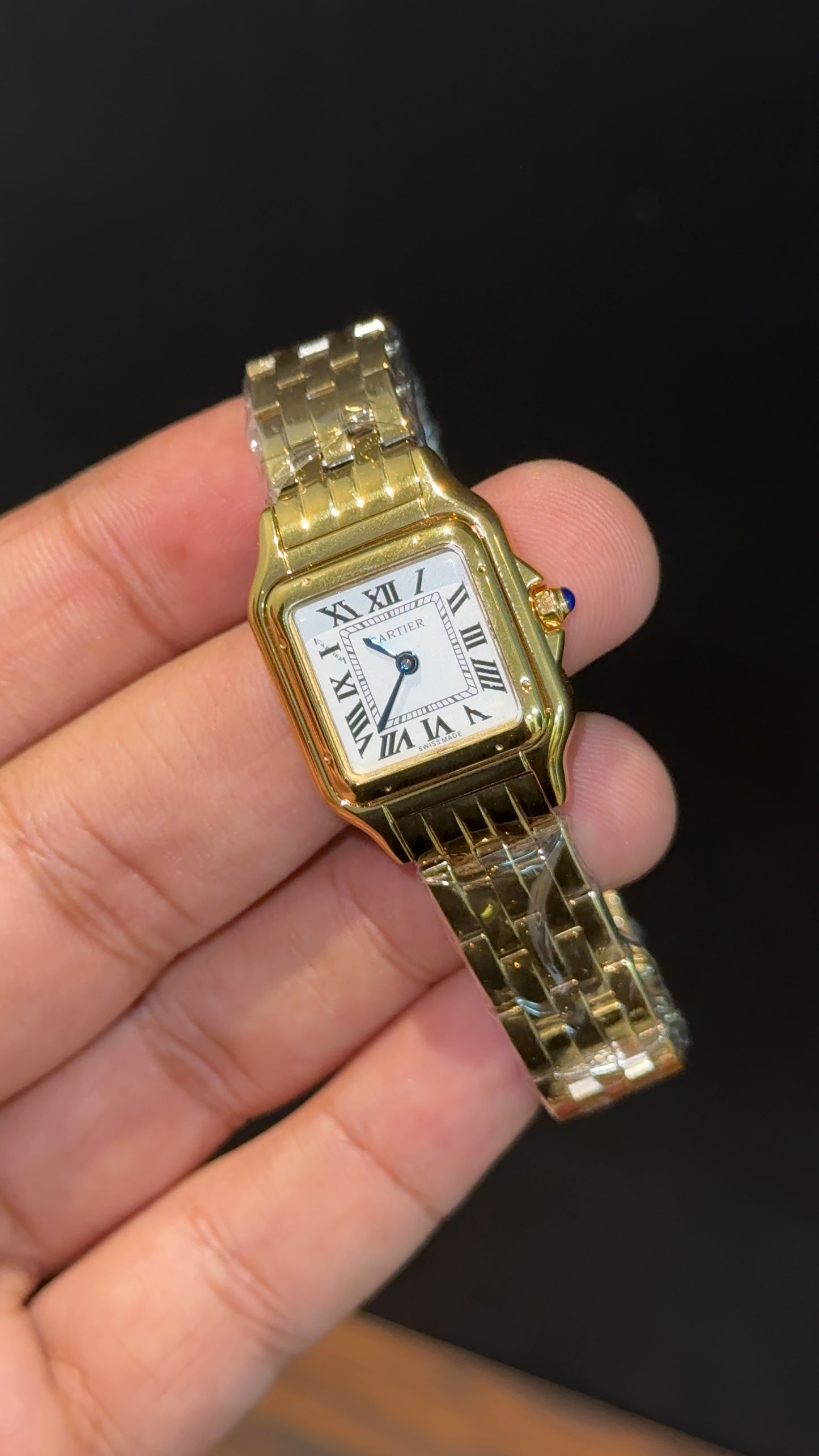 Cartier Panthere | 22mm | Woman  | Gold Chain | White Dial