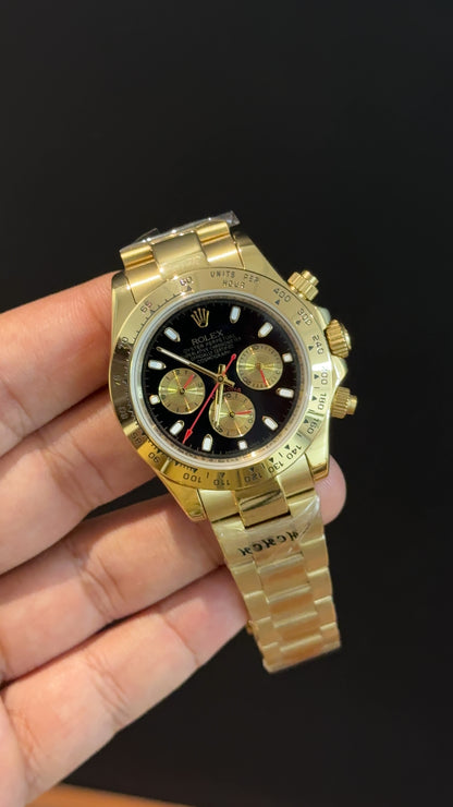 Daytona | Gold Chain | Gold Chrono | Black Dial | Red Niddle