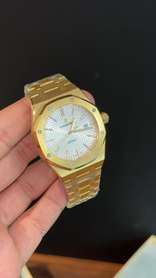 AP | Auto | Gold Chain | White Box Dial