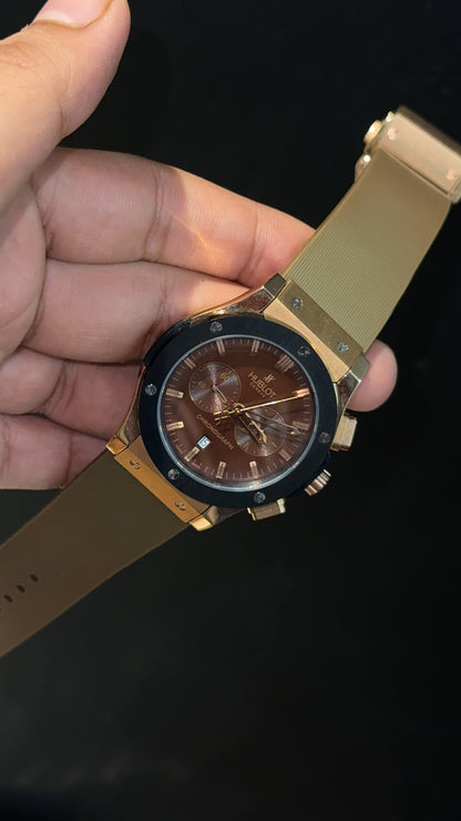 Hublot | Blue Case | Chrono | Goldenish Strap | Red Dial
