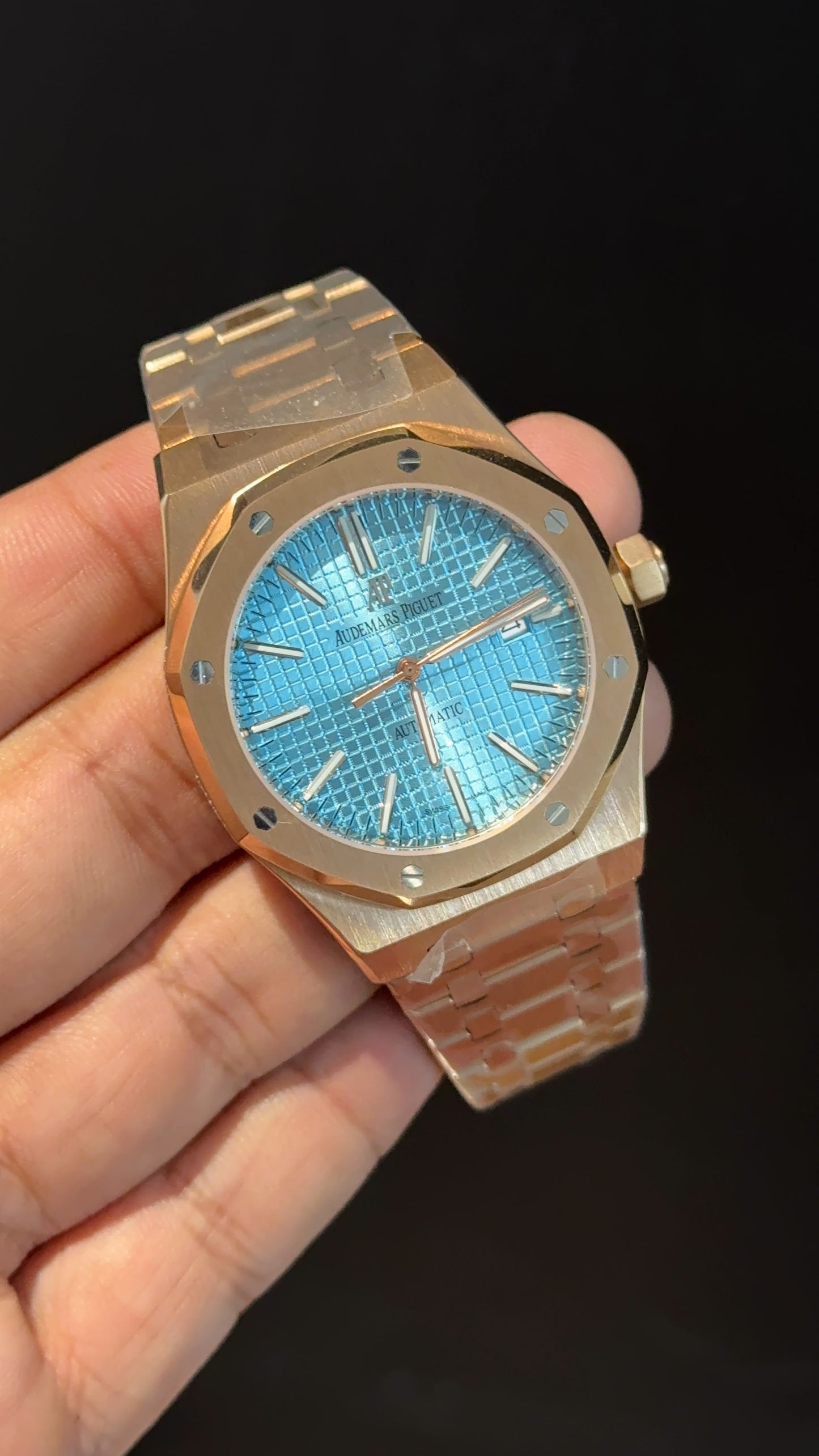 AP Auto | Rose Chain | Tiffany Dial