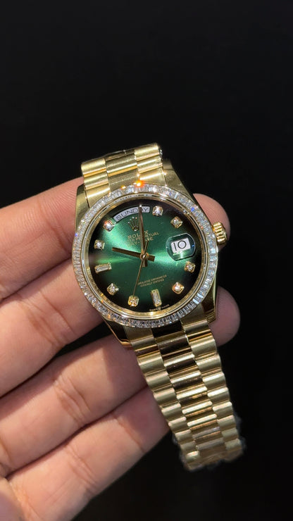 Premium Daydate | Diamond Bezel  | 36mm | Gold Chain | Gradient Green Diamond Dial