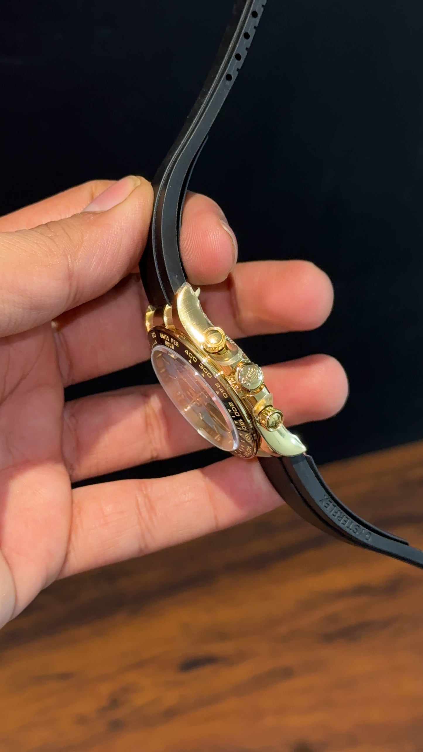 Premium Daytona | Gold | Black Pvc Strap | Black Chrono | Tiffany Dial