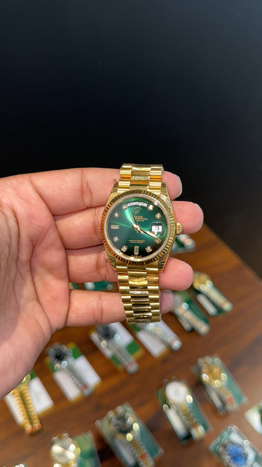 Premium Daydate | 36mm | Gold Chain | Gradient Green Diamond Dial