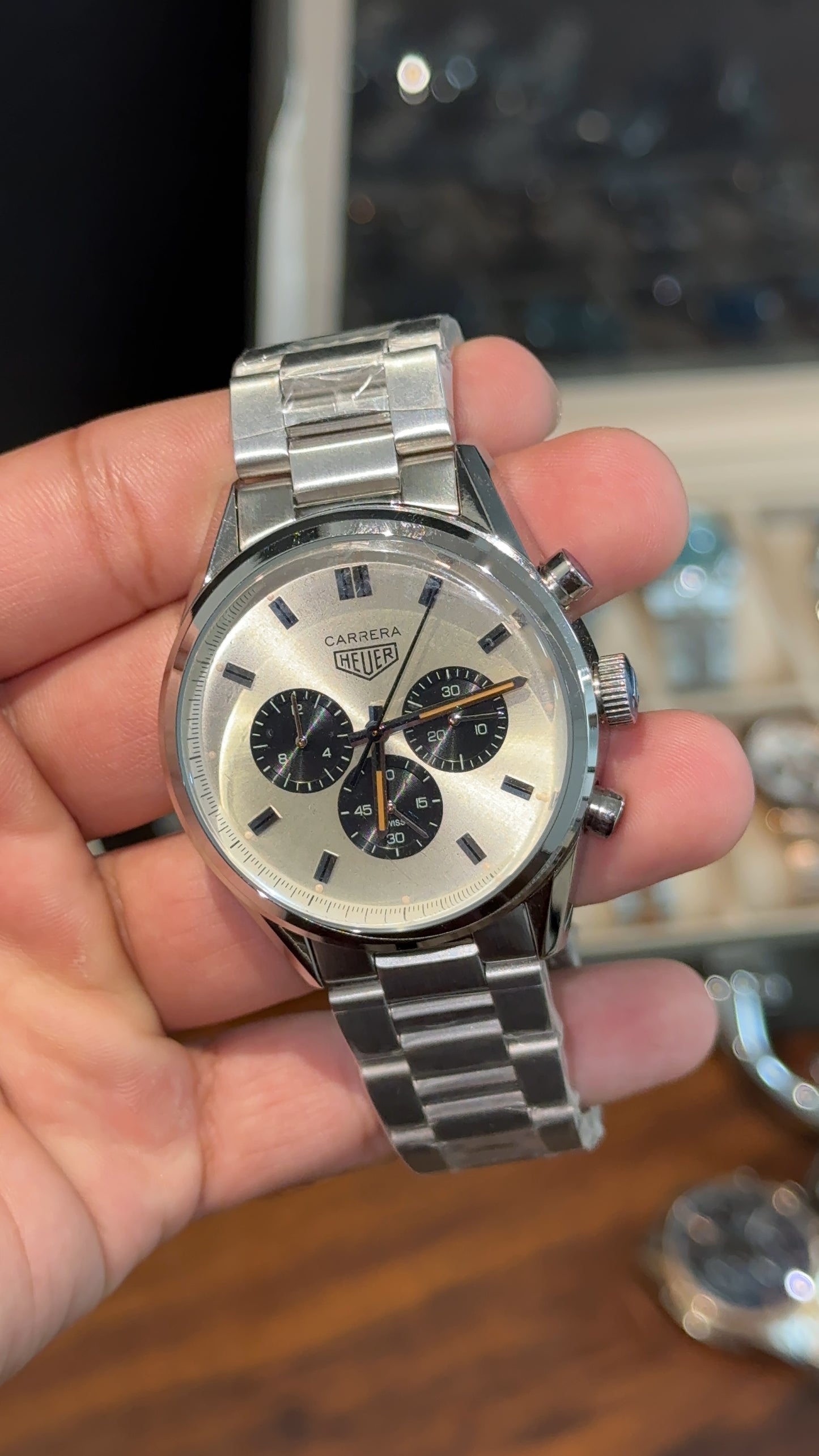 Tag Carrera | Silver Chain | Black Chrono | White Dial