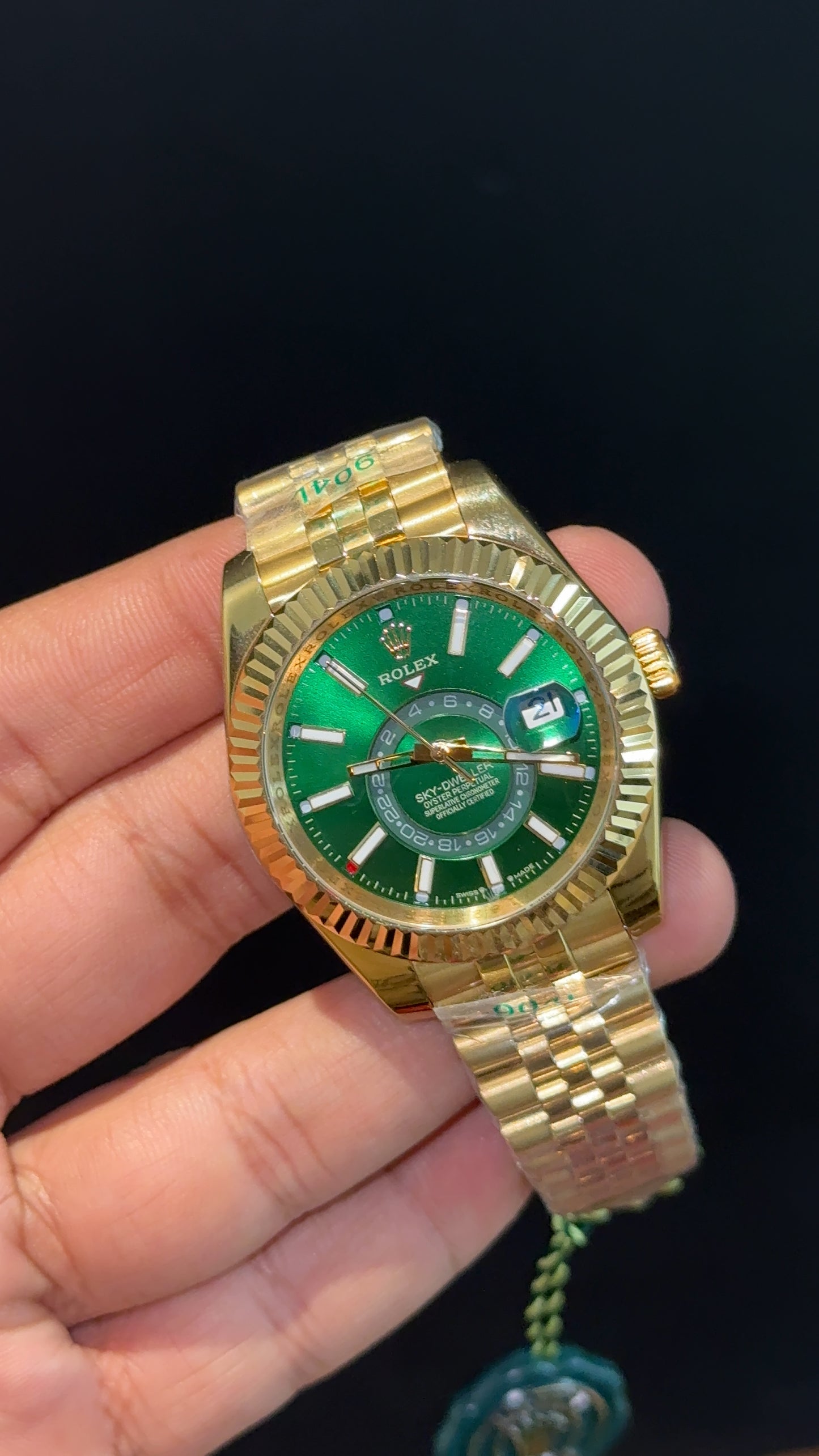 Sky Dweller | Gold Jubilee Chain | Green Dial