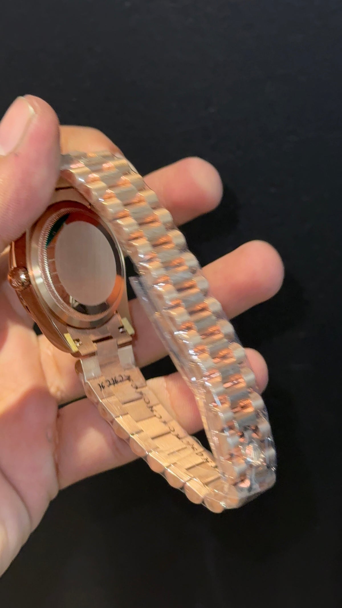 Premium Daydate | Diamond Bezel  | 36mm | Rose Chain | Gradient Brownish Dial