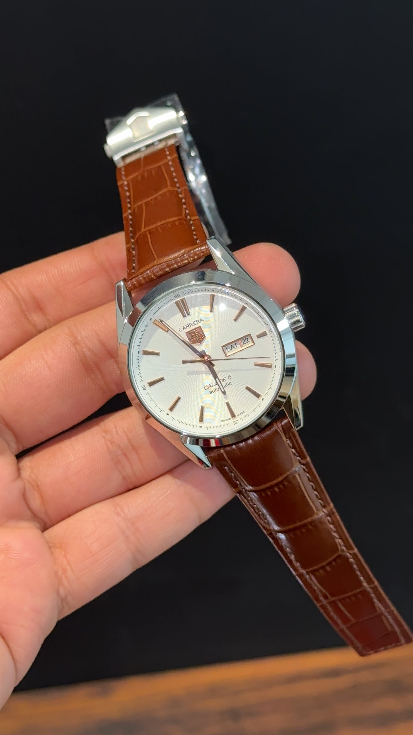 Tag Carrera | Calibre 5 | Brown Strap | DayDate | White Dial