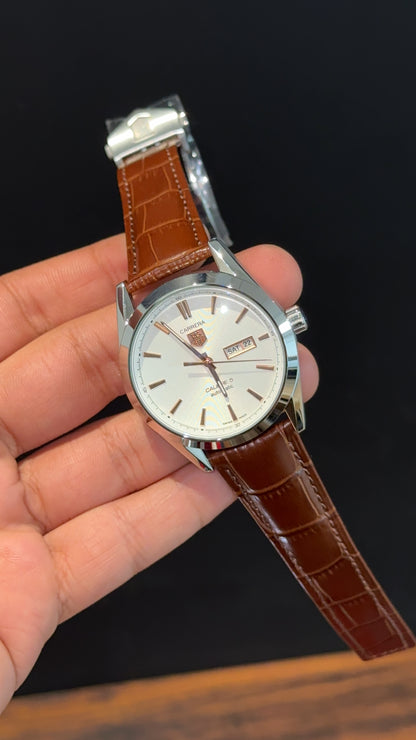 Tag Carrera | Calibre 5 | Brown Strap | DayDate | White Dial