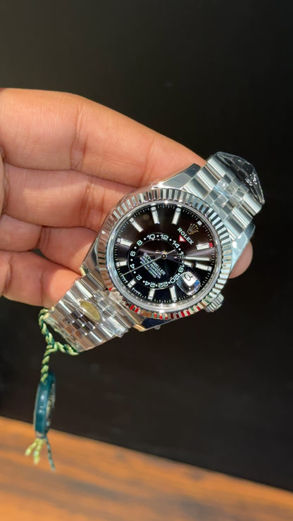 Executive SkyDweller | Silver Jubilee Chain | Black Dial - twentyfour