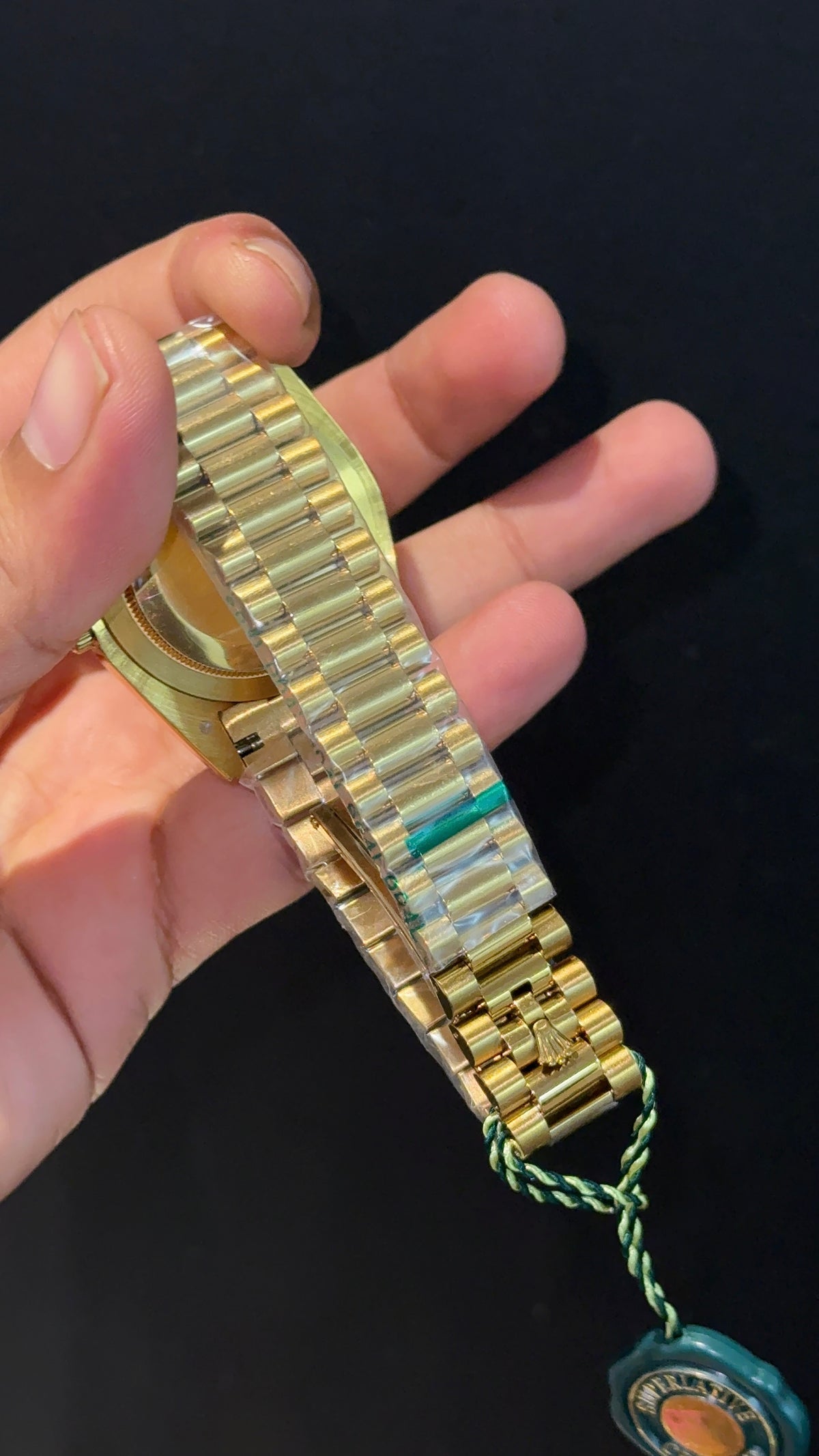 Daydate | Gold Chain | Diamond Digit | Gold Dial