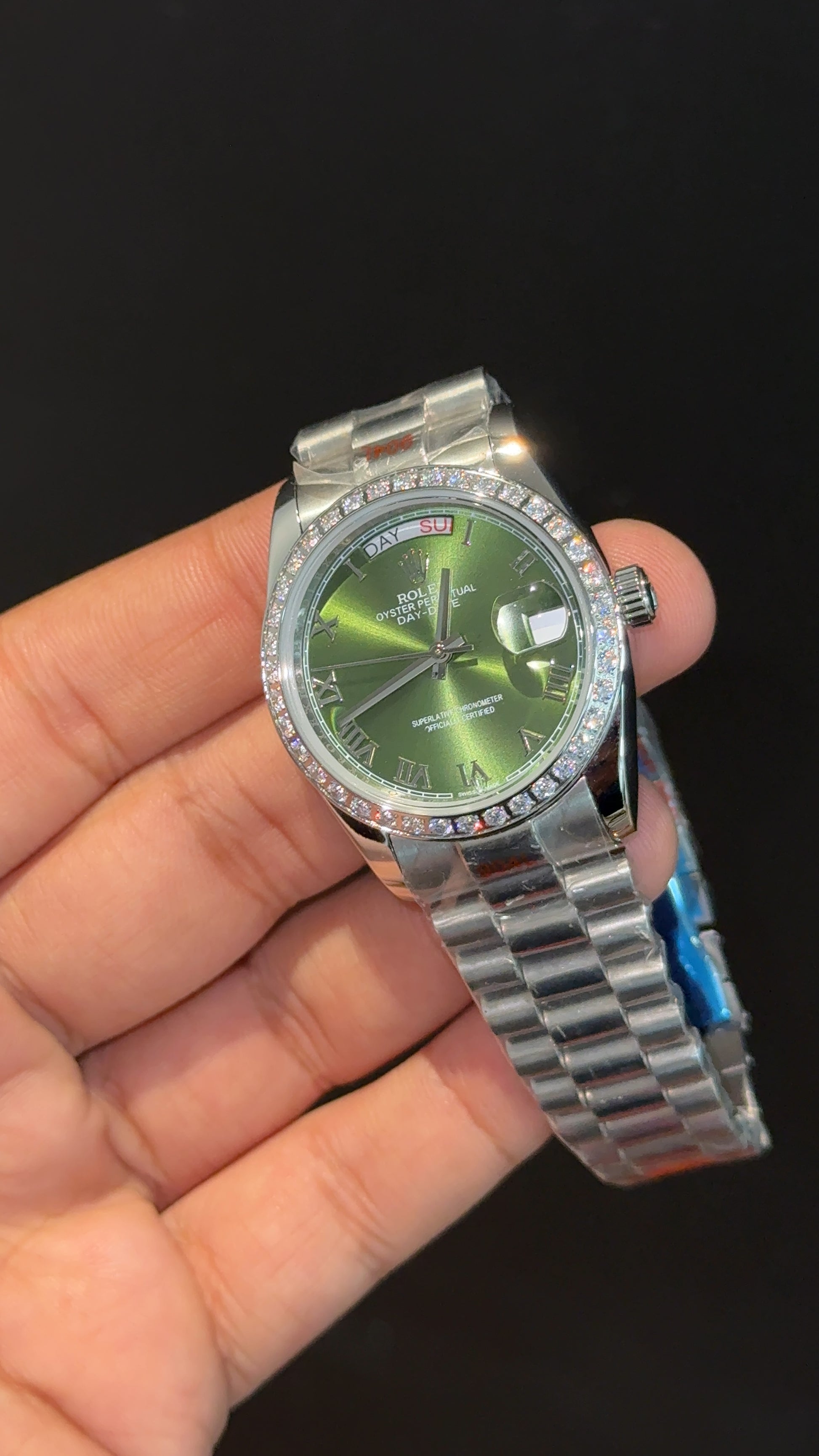 Daydate | 36mm | Silver Chain | Diamond Case | Light Green Dial - twentyfour