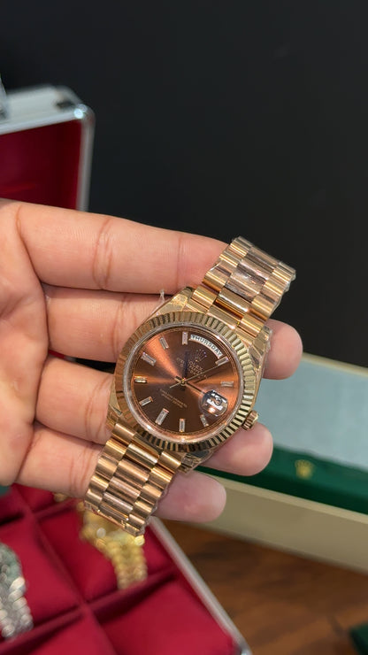 Premium Daydate | 40mm | Rose Chain | Diamond Digits | Choco Dial