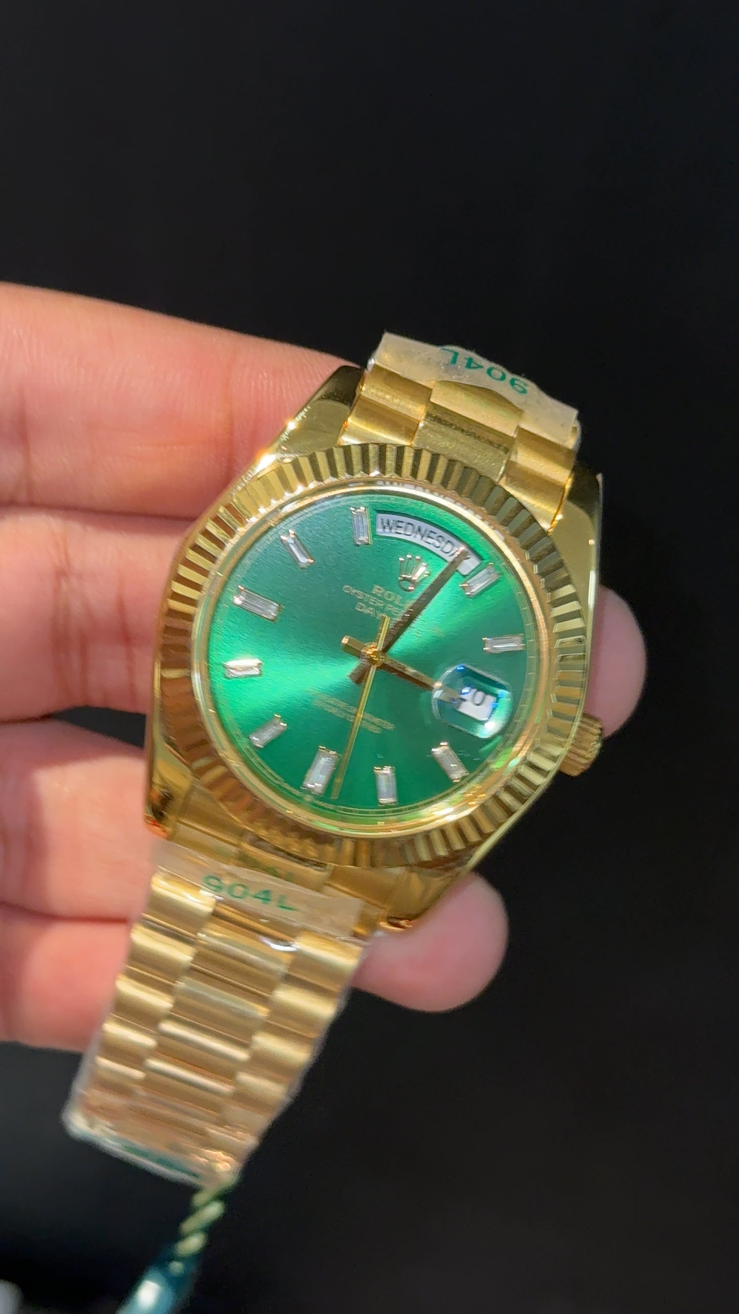 DayDate | Gold Chain | Pearl Digit | Green Dial