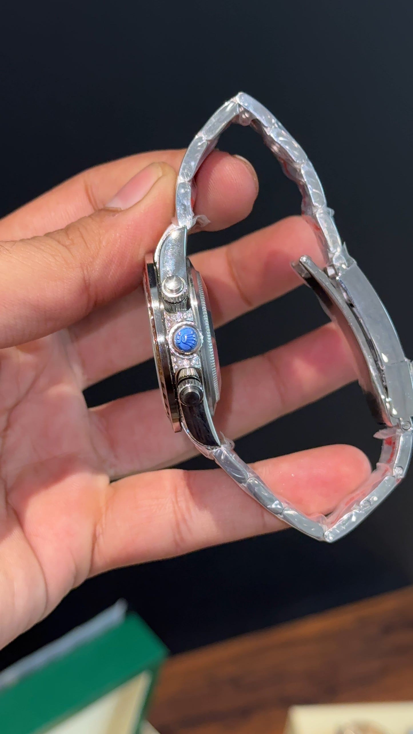 Daytona | Rainbow Diamond Case | Silver Chain | Diamond Digit | Chrono | Black Dial