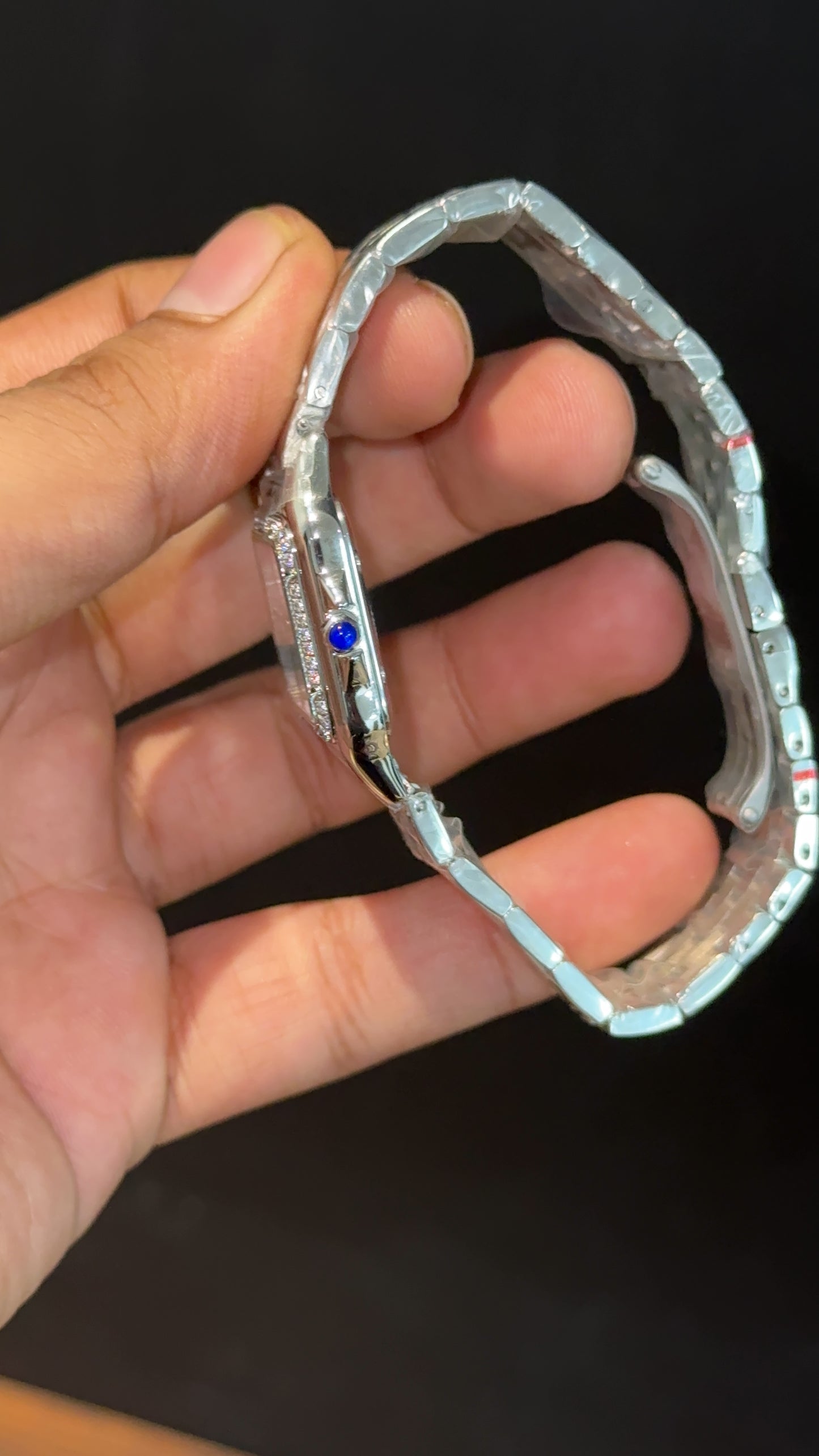 Cartier Panthere | 26mm | Woman  | Diamond Case | Silver Chain | White Dial