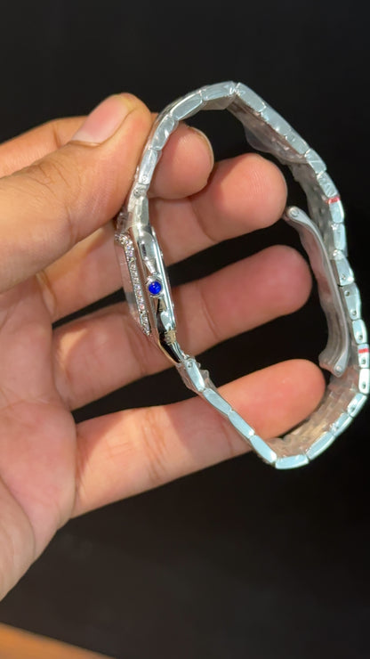 Cartier Panthere | 26mm | Woman  | Diamond Case | Silver Chain | White Dial