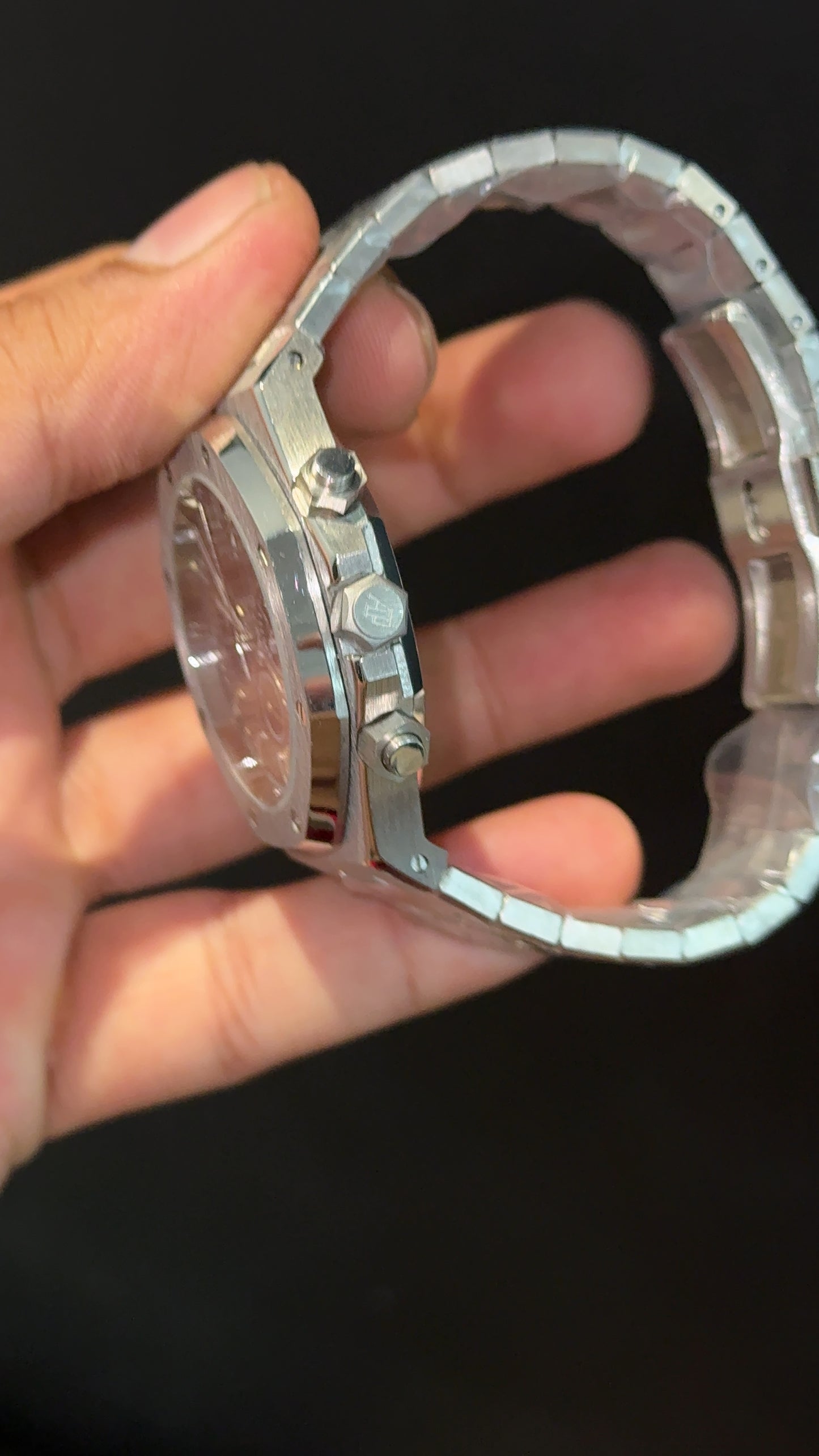 AP | Silver Chain | Black Chrono | Grey Dial